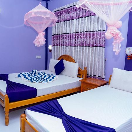 Snp Star Guest House トリンコマリー エクステリア 写真