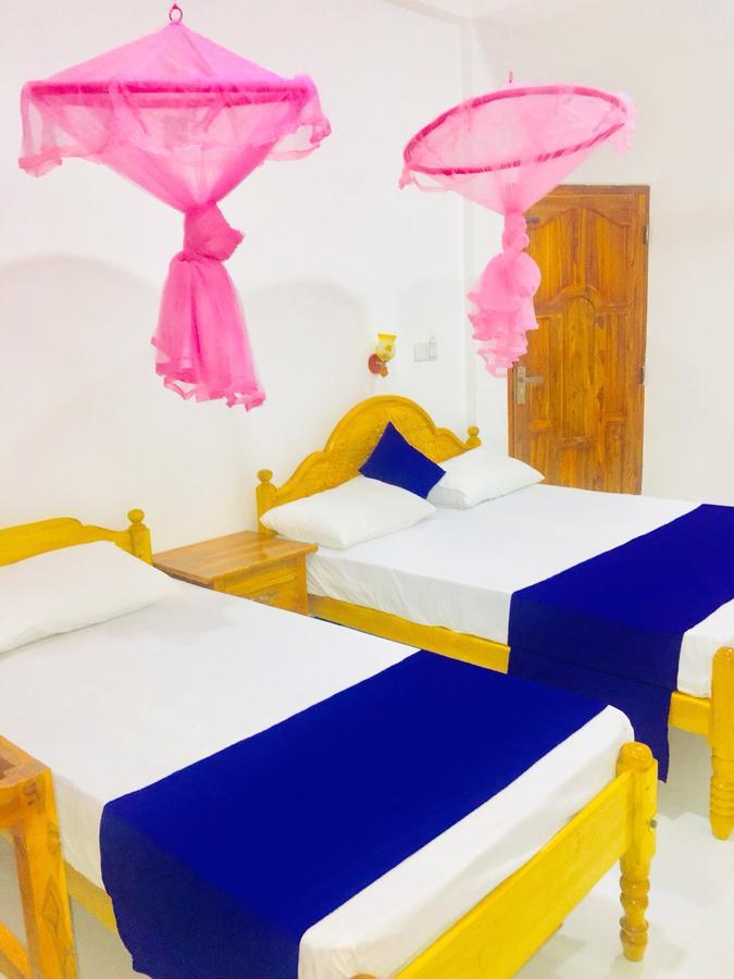 Snp Star Guest House トリンコマリー エクステリア 写真